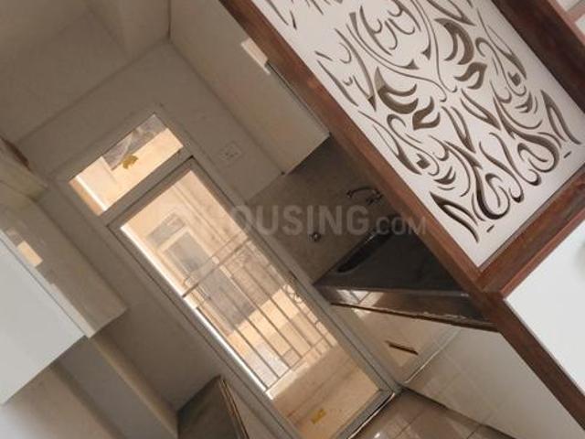 2 BHK Apartment in Sector 37D for rent Gurgaon. The reference number is 18888744