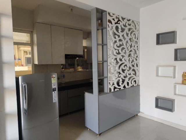 2 BHK Apartment in Sector 37D for rent Gurgaon. The reference number is 19270039