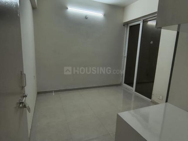 2 BHK Apartment in Sector 37D for rent Gurgaon. The reference number is 19685353