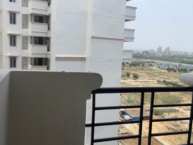 2 BHK Apartment in Sector 37D for rent Gurgaon. The reference number is 19950627