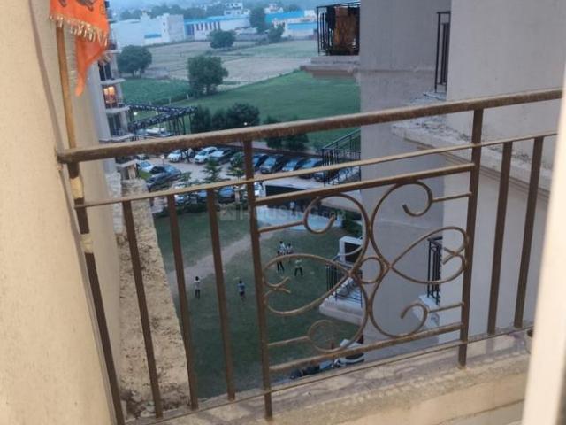2 BHK Apartment in Sector 37D for rent Gurgaon. The reference number is 20155690