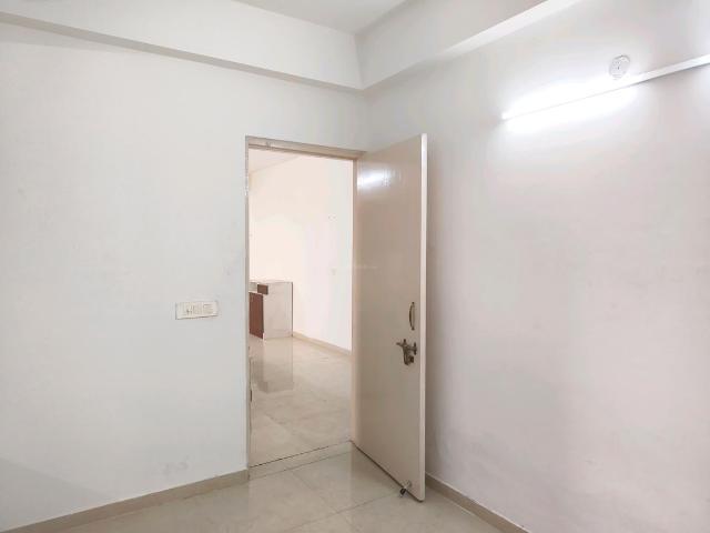 2 BHK Apartment in Sector 37D for rent Gurgaon. The reference number is 20939705