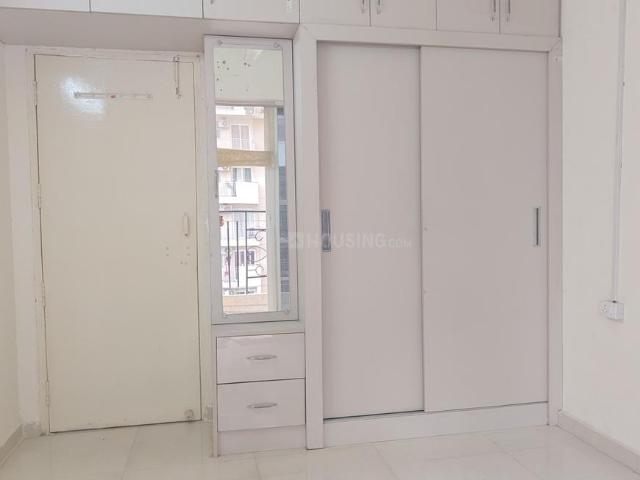 2 BHK Apartment in Sector 37D for rent Gurgaon. The reference number is 21059217