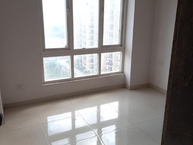 2 BHK Apartment in Sector 37D for rent Gurgaon. The reference number is 21186231