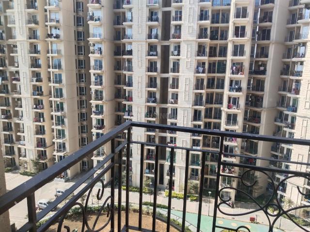 2 BHK Apartment in Sector 37D for rent Gurgaon. The reference number is 21244371
