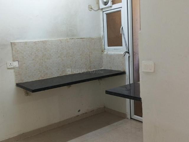 2 BHK Apartment in Sector 37D for rent Gurgaon. The reference number is 21310338
