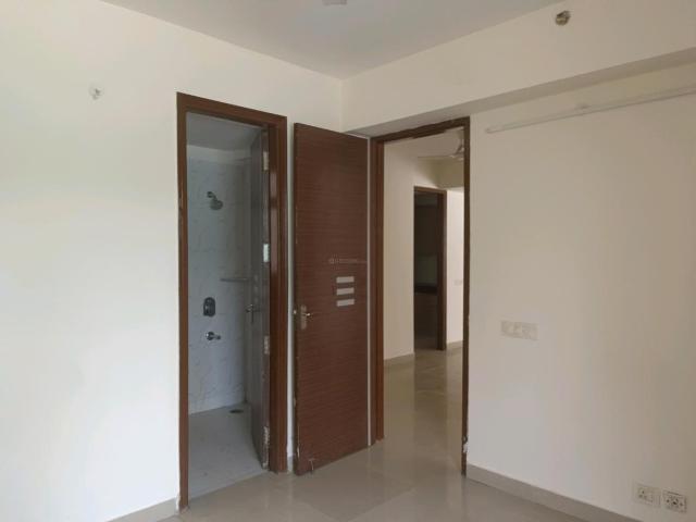 2 BHK Apartment in Sector 37D for resale Gurgaon. The reference number is 19239547
