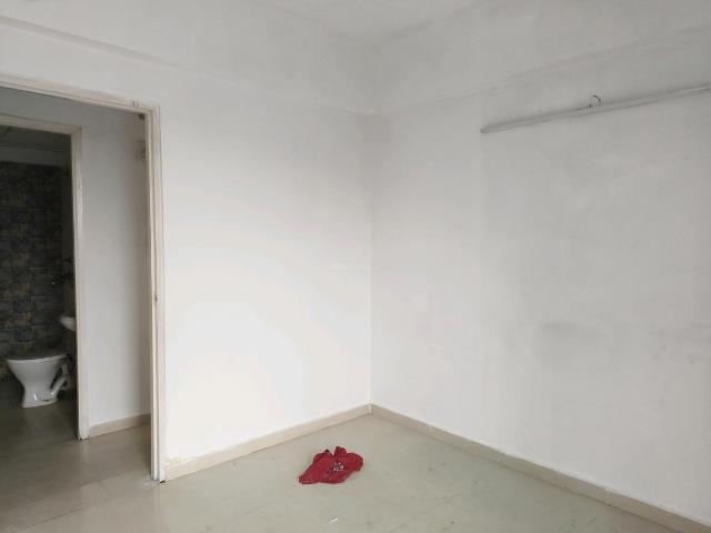 2 BHK Apartment in Sector 37D for resale Gurgaon. The reference number is 20498412