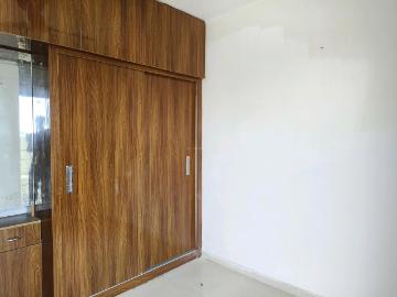 2 BHK Apartment in Sector 37D for resale Gurgaon. The reference number is 20498693
