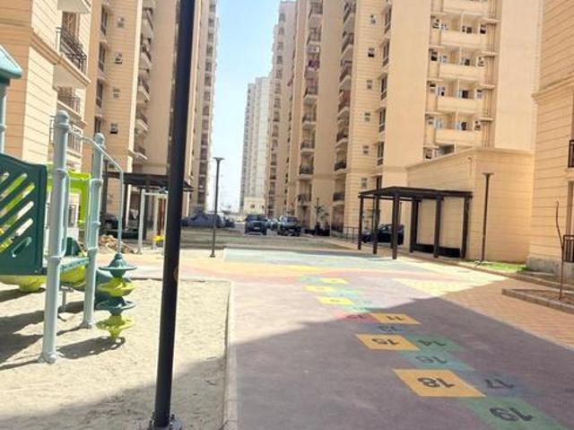 2 BHK Apartment in Sector 37D for resale Gurgaon. The reference number is 20913712