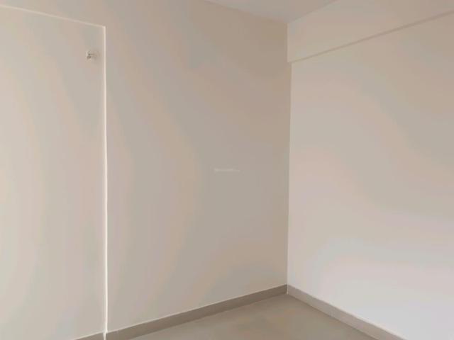 2 BHK Apartment in Sector 37D for resale Gurgaon. The reference number is 20249589