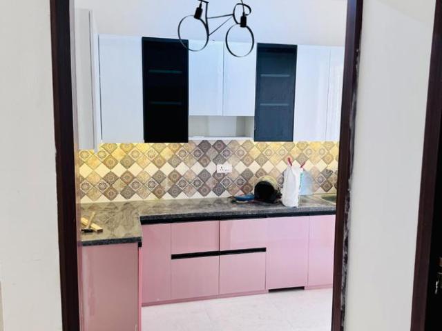 2 BHK Apartment in Sector 37D for resale Gurgaon. The reference number is 21174515