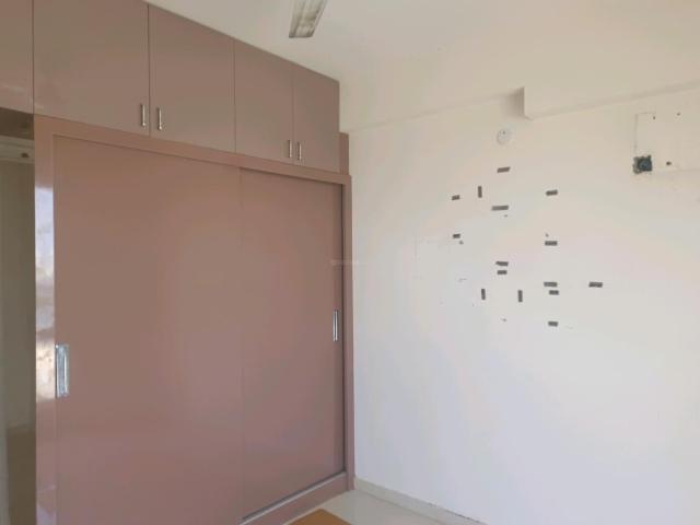 2 BHK Apartment in Sector 37D for resale Gurgaon. The reference number is 21302373