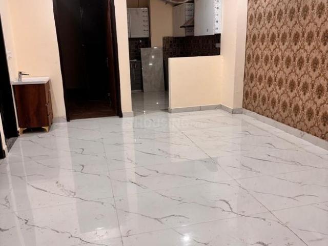 2 BHK Apartment in Sector 39 for resale Gurgaon. The reference number is 20963593