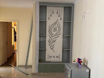 2 BHK Apartment in Sector 33 for rent Bhiwadi. The reference number is 20475991