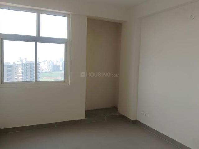 2 BHK Apartment in Sector 33 for resale Bhiwadi. The reference number is 18329790