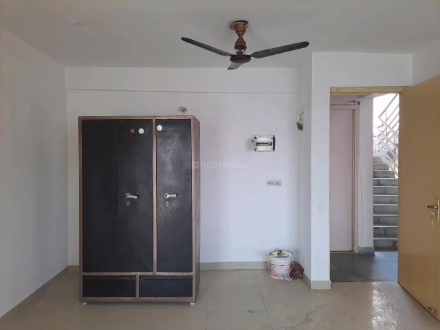 2 BHK Apartment in Sector 33 for resale Sohna. The reference number is 20205819