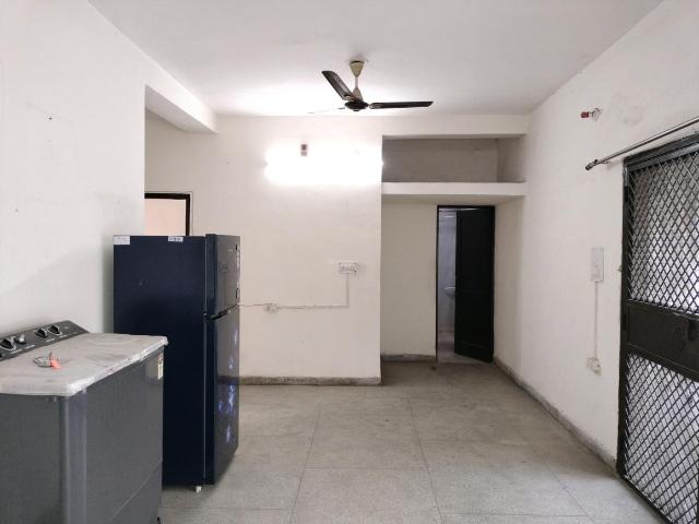 2 BHK Apartment in Sector 3 Dwarka for resale New Delhi. The reference number is 18751359