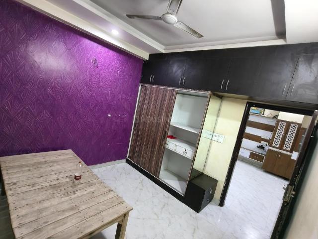 2 BHK Apartment in Sector 44 for rent Noida. The reference number is 20653678