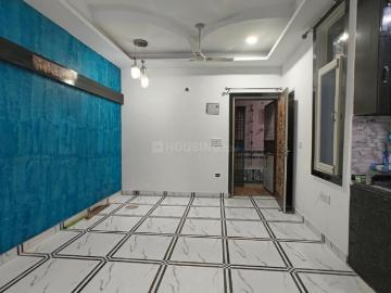 2 BHK Apartment in Sector 45 for rent Noida. The reference number is 20464381