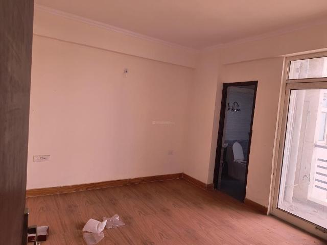2 BHK Apartment in Sector 46 for rent Noida. The reference number is 19826940