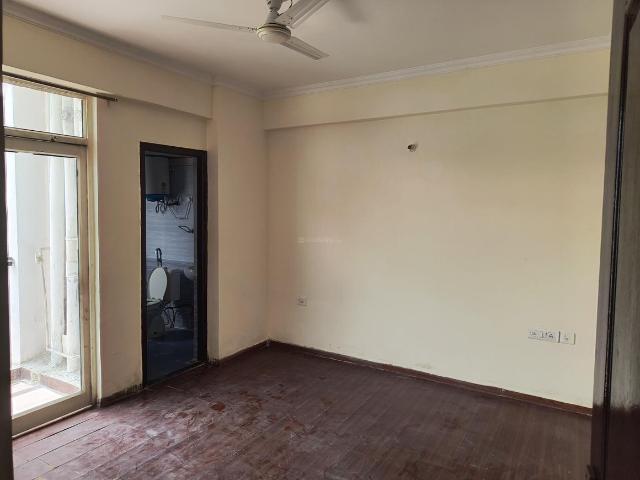 2 BHK Apartment in Sector 46 for rent Noida. The reference number is 20695179