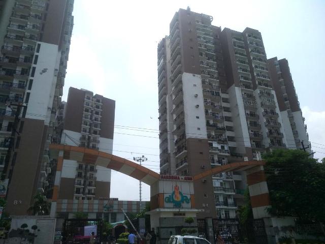 2 BHK Apartment in Sector 46 for resale Noida. The reference number is 20507554