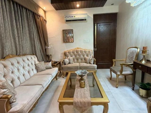 2 BHK Apartment in Sector 49 for resale Chandigarh. The reference number is 20688239