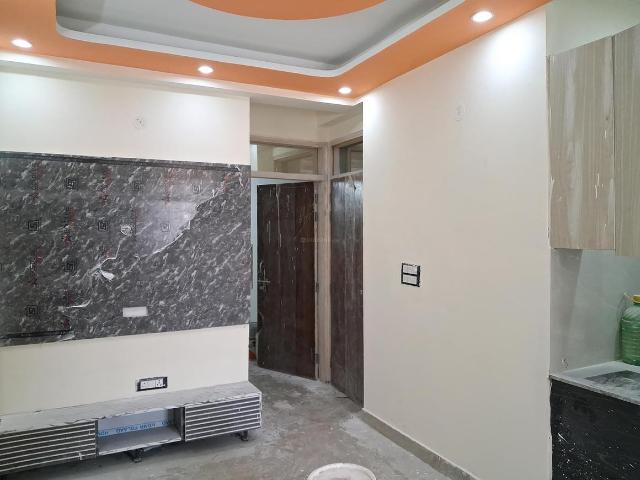 2 BHK Apartment in Sector 49 for resale Noida. The reference number is 19162149