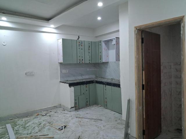 2 BHK Apartment in Sector 49 for resale Noida. The reference number is 20971656