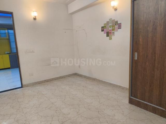 2 BHK Apartment in Sector 43 for rent Noida. The reference number is 19502967