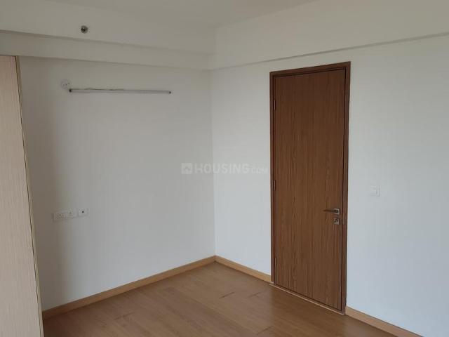 2 BHK Apartment in Sector 43 for rent Noida. The reference number is 20153151
