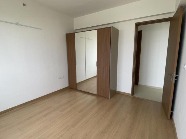 2 BHK Apartment in Sector 43 for rent Noida. The reference number is 20461734