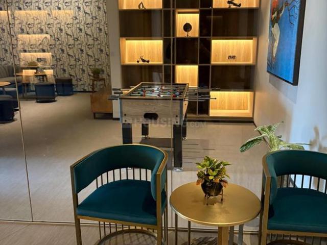 2 BHK Apartment in Sector 43 for rent Noida. The reference number is 21071324
