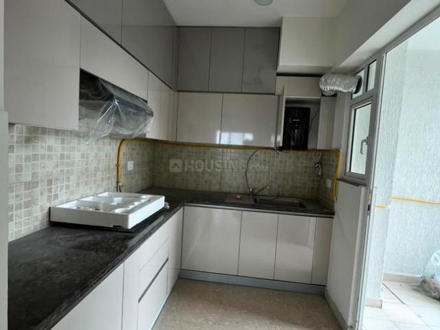 2 BHK Apartment in Sector 43 for rent Noida. The reference number is 21195781
