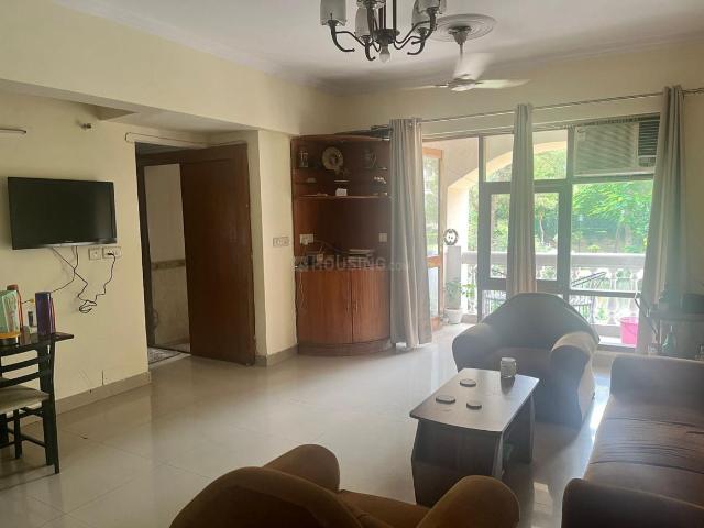 2 BHK Apartment in Sector 43 for rent Gurgaon. The reference number is 18347512