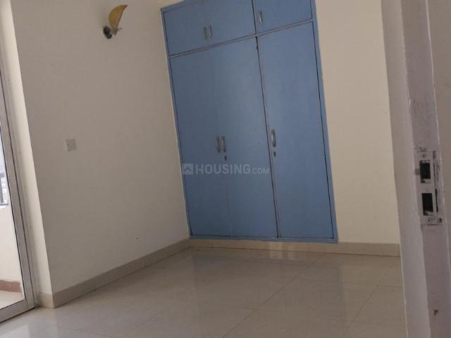 2 BHK Apartment in Sector 43 for rent Gurgaon. The reference number is 19598603