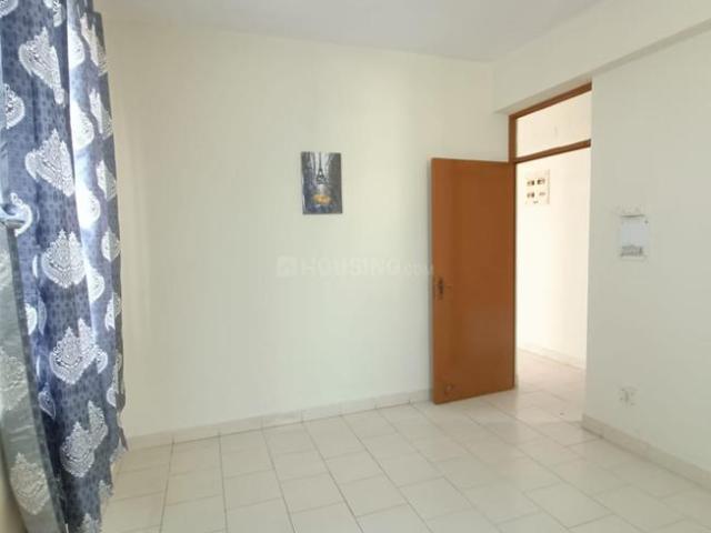 2 BHK Apartment in Sector 43 for rent Gurgaon. The reference number is 20240190