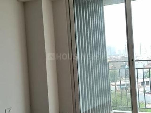 2 BHK Apartment in Sector 43 for resale Noida. The reference number is 18411494