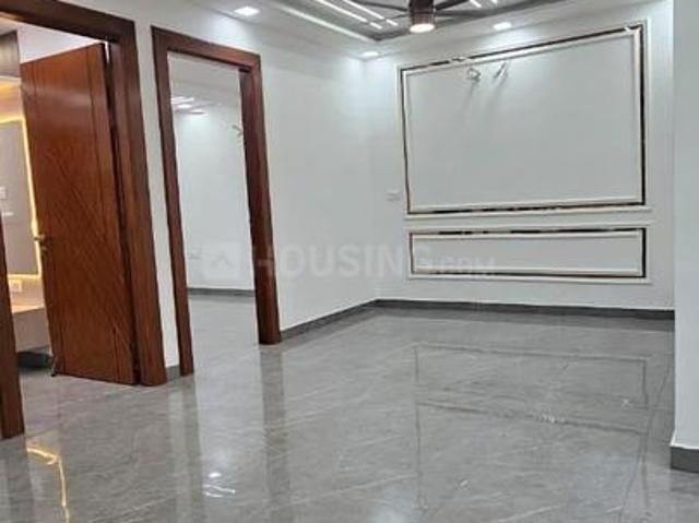 2 BHK Apartment in Sector 3 Dwarka for resale New Delhi. The reference number is 21029450