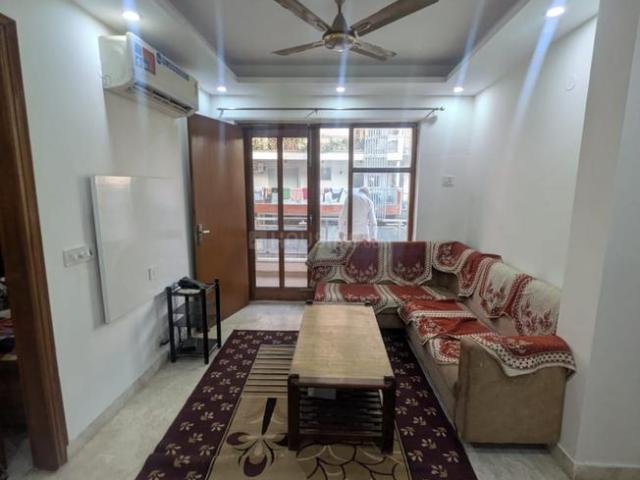 2 BHK Apartment in Sector 57 for rent Gurgaon. The reference number is 21335948