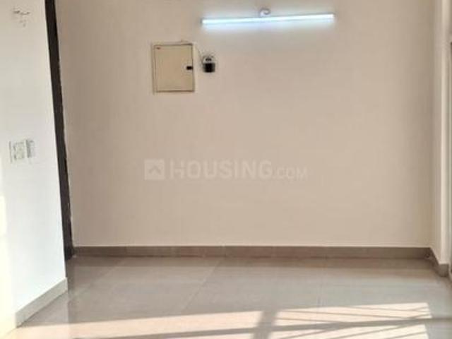 2 BHK Apartment in Sector 50 for rent Noida. The reference number is 21142797