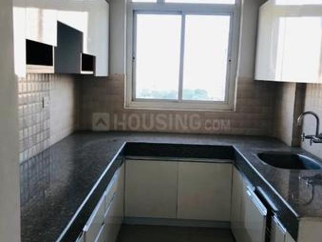 2 BHK Apartment in Sector 51 for rent Bhiwadi. The reference number is 21036580