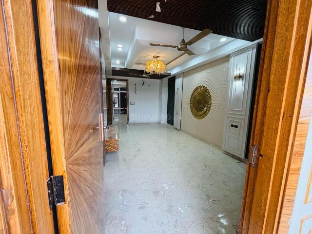 2 BHK Apartment in Sector 51 for resale Noida. The reference number is 20726791