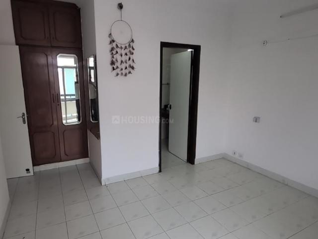 2 BHK Apartment in Sector 52 for rent Gurgaon. The reference number is 20680448