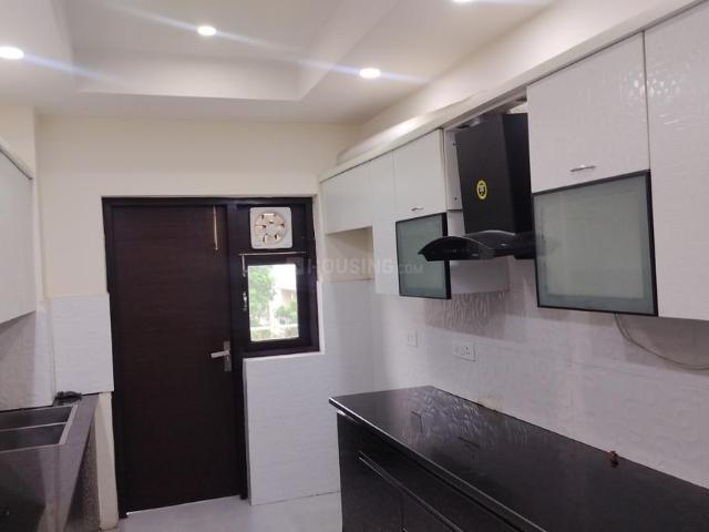 2 BHK Apartment in Sector 52 for rent Gurgaon. The reference number is 20878852