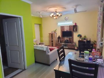 2 BHK Apartment in Sector 52 for resale Gurgaon. The reference number is 20182693