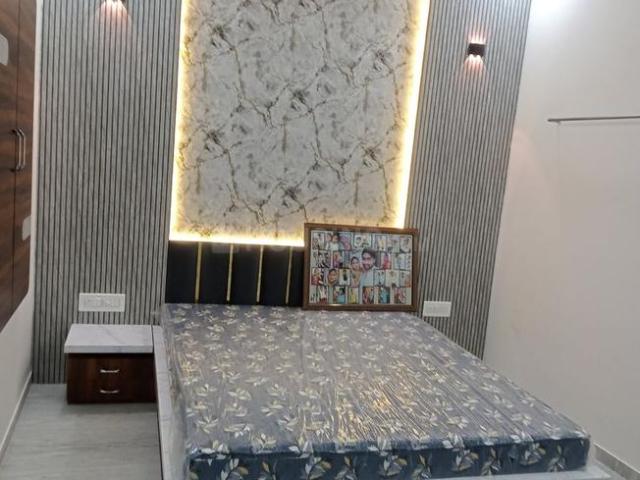 2 BHK Apartment in Sector 52 for resale Noida. The reference number is 19846277