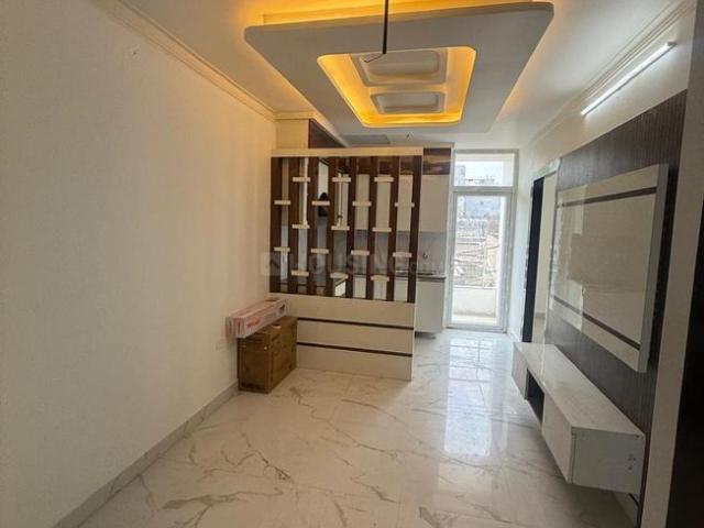 2 BHK Apartment in Sector 52 for resale Noida. The reference number is 20890366