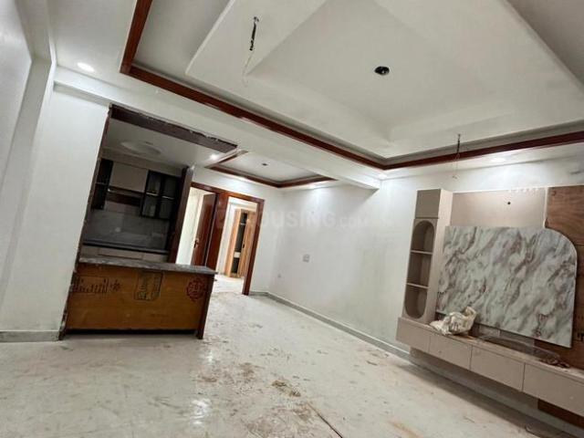 2 BHK Apartment in Sector 52 for resale Noida. The reference number is 20098020